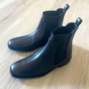 Brand new Everlane Square toe Chelsea boots
